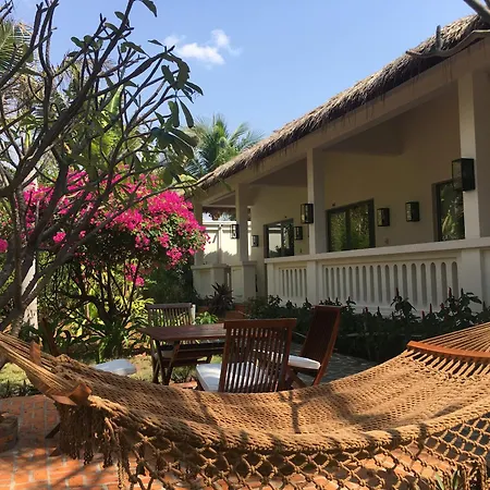 Coco Presidential Villa & Homestay-2