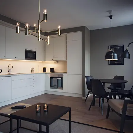 Sky Hotel City Apartments-3