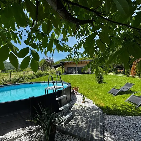 Residence Wood Pool & Spa-3