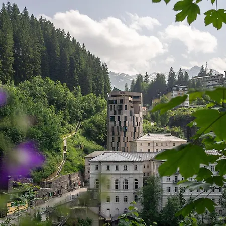 Urban Nature Bad Gastein - Badeschloss-2