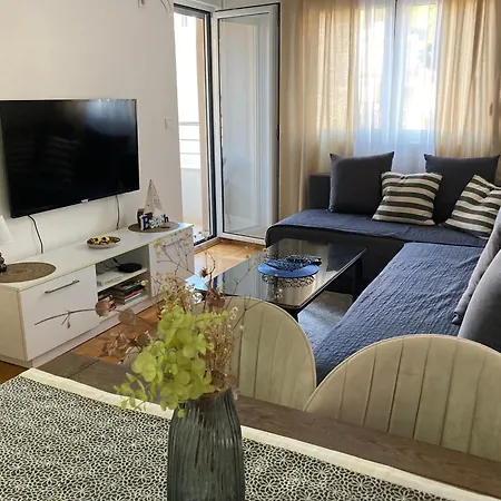 Budva City De Lux-2