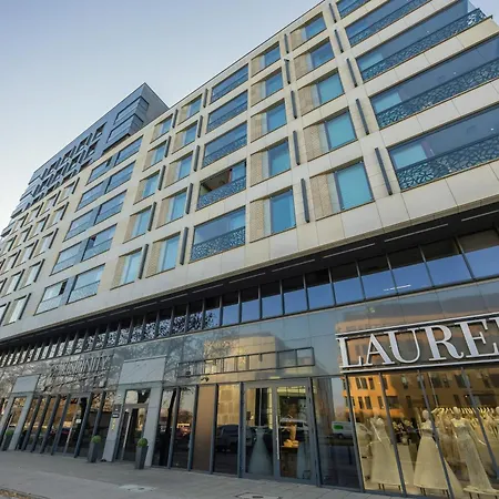 Lux Riverview Air-Conditioned Studio With Parking By Noclegi Renters-2