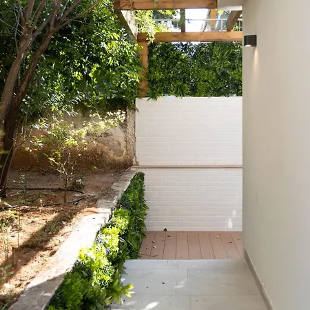 The Secret Garden Stay-3