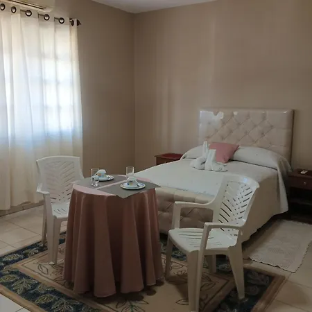 Casa De Huespedes-2