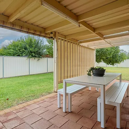 Rural Retreat- Mildura-3