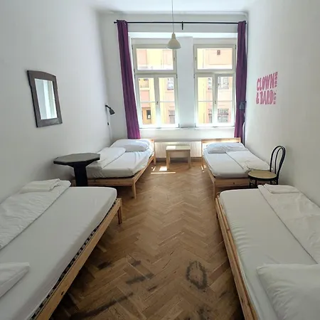 Clown&Bard Hostel-3