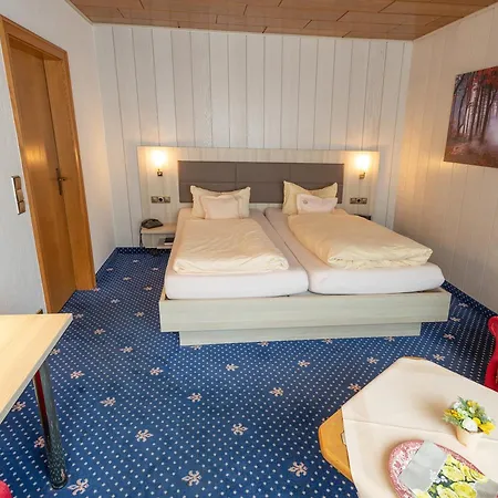 Sporthotel Goebel Garni-3