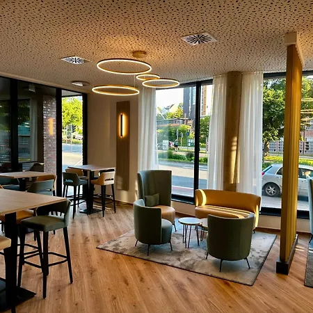 Central Hotel-2