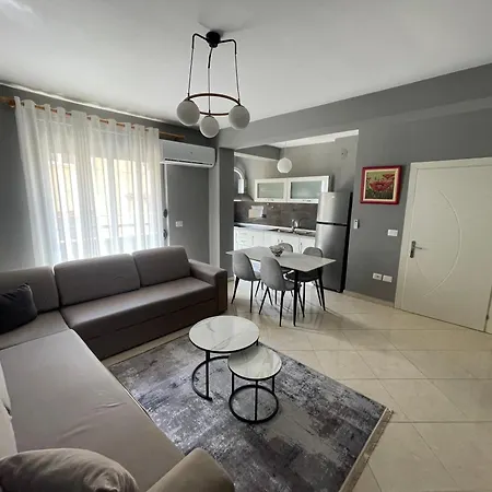 Luxury Apartment 2-2