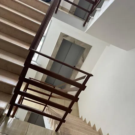 Luxury Apartment 2-3