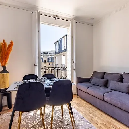 Modern 4-Star Flat , 8-Min Walk to Gare de Lyon-3