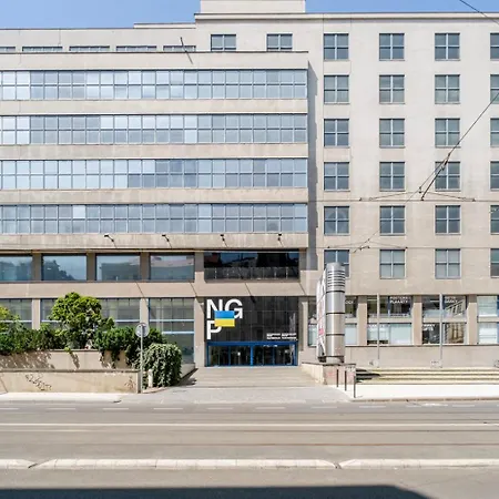 Blueground Prague 7 Renovated Student Housing Prg-59-2