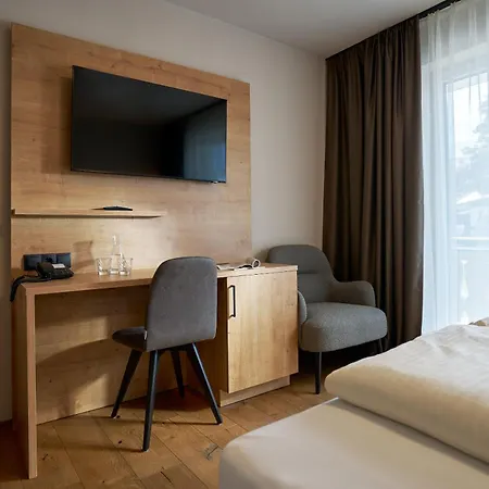 Hotel Stern-2