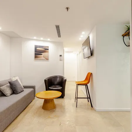 Breezhouse Yona Beach 10 Bedroom Underground Apartment-2