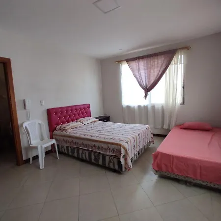 Casa General Villamil, Amplia Y Cerca Del Mar-3