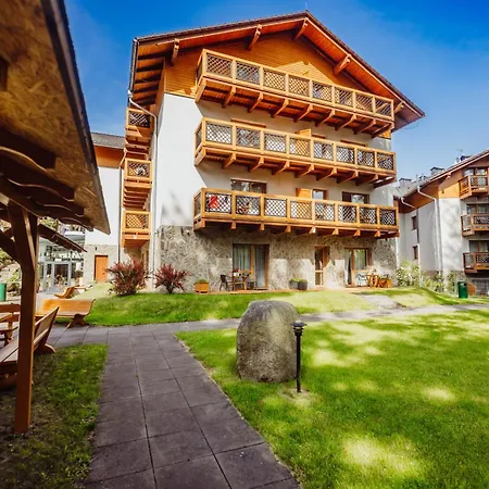 Hotel Na Skarpie-3