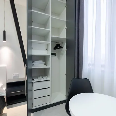 Ввв! 14-2 Diplomat Hall, Zhylianska 59, Kyiv Centre, Panoramic City View, 15 Kw Backup Power, Petrovdom Apartment-3