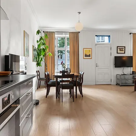 Unique And Spacious Home In Bergens Most Charming Area-3