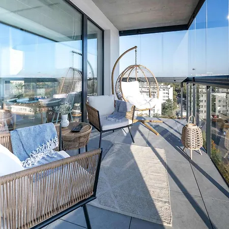 Elite Apartments Beachside Luxury With Balcony-3