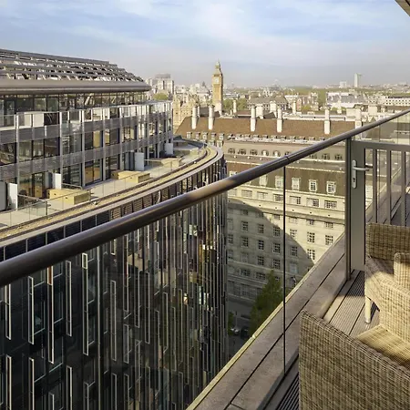 Park Plaza County Hall London-3