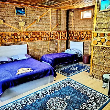 "Black Mountain" Guest House-3