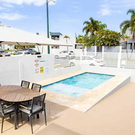 3 Bed 2 Bath A 8 Family House W Private Pool Dorado Del Mar-2
