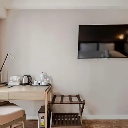 Novotel Executive Suite - Acqua Manila 2905-3
