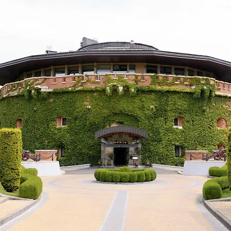 Citadel - Gastro Boutique Hotel- Готель Цитадель Львів-2