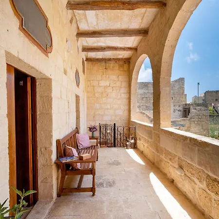 Razzett Matli Holiday Home-3