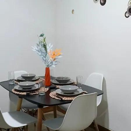 Departamento Centrico Y Comodo-3