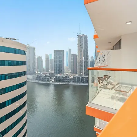 Cozy Retreat 1Bedroom On The Business Bay Canal By Suiteable Interiors-3
