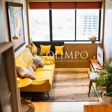 Suite Moderna Con Vista A La Ciudad Y Al Rio En Puerto Santa Ana-2