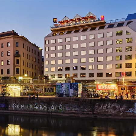 Radisson Red Hotel, Vienna-3