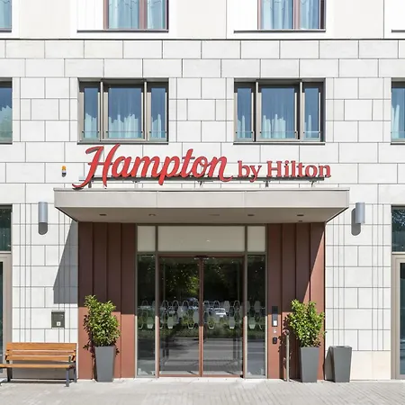 Hampton By Hilton Dresden City Centre-3