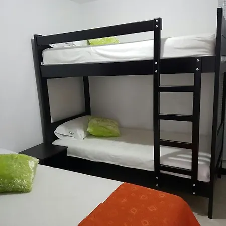 Apartamentos Para Turismo Cerca A Parques Tematicos-2