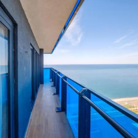 Shining Sea View Aparthotel In Orbi City Batumi-3
