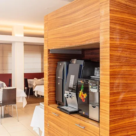 Hotel Martini-3