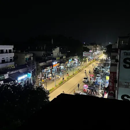 Varanasi Soulscape -Tajside Retreat-2