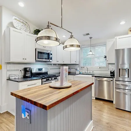 1109 Berkeley-3