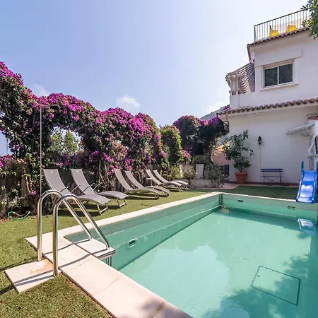 Elegant Seaside Villa In Eze-3