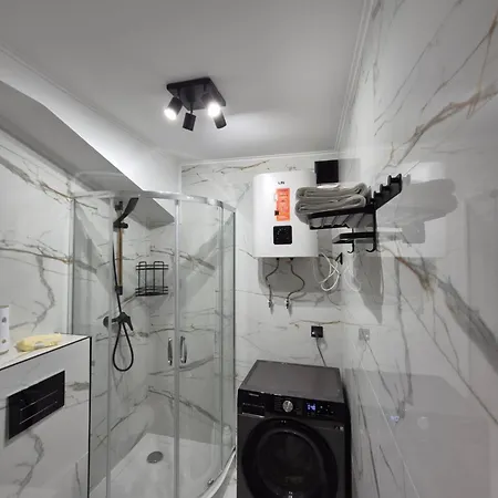 Apartament " Uznam" W Centrum Swinoujscia-3