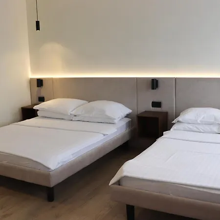 Rooms Vodisek - Depandansa Hotela Capris Capodistria Boutique-3