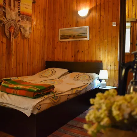 Lion Cottage-2