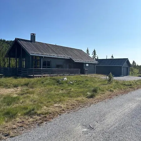 Family Cabin With Views Of Store And Lille Hodn-3