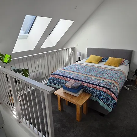 Modern Loft In Christchurch Cbd With Private Courtyard-2