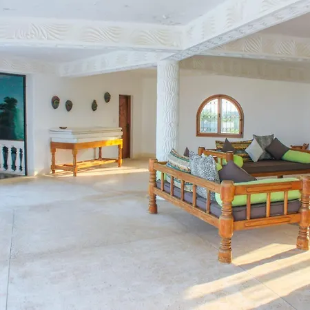 Sal & Lala Villa Watamu-2