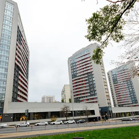 Ввв! 20-206 Kvartet, Vasyl Lypkivskyi 16G, Kyiv, Railway Station, Metro Nearby, Panoramic City View, 15 Kw Backup Power, Petrovdom Apartment-3