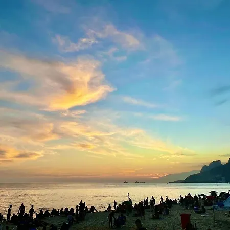 2 Quartos A 300 Metros Da Praia Posto 4 - Lm129-105-3