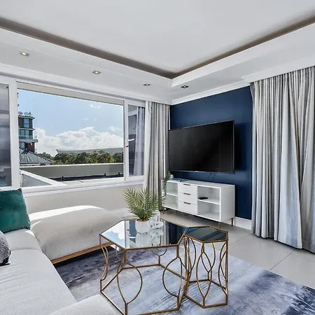 Elegant Urban Retreat At Devonshire-3