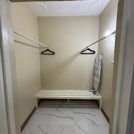 360 Rokview 1Br Sweet Home-2